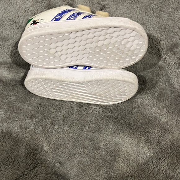 Adidas Mickey Mouse sz 5.5C Wht/Blue/Green GUC - Picture 6 of 6